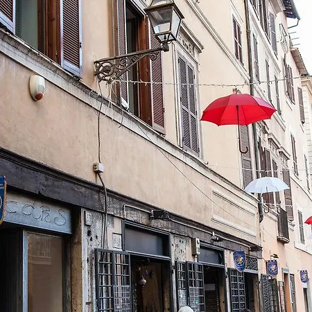 아파트 In Mial House